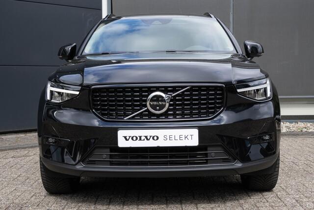 Volvo XC40 T5 Recharge Inscription | Elektrisch schuif-/kanteldak | Lederen bekleding | Harman Kardon Premium Sound | Draadloze telefoonlader | All-Season banden | Elektrische stoelverstelling |