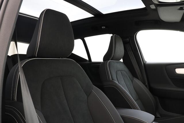 Volvo XC40 B4 (M-HYBRID) PLUS BLACK EDITION -PANO.DAK|HARMAN/KARDON|360°CAM|POWER-SEATS|20"|PRIVACY.GLAS