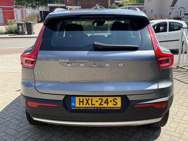 Volvo XC40 2.0 T4 AWD Momentum Intellisafe Pro