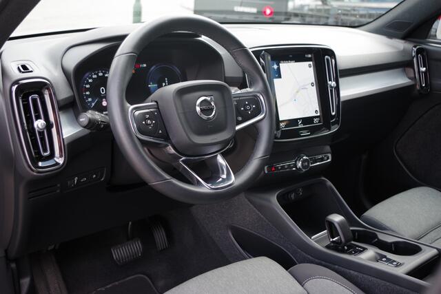 Volvo XC40 1.5 T4 Plug-in Hybrid Core Bright 211 PK, LED, Cruise Control, Climate Control, Camera, Carplay