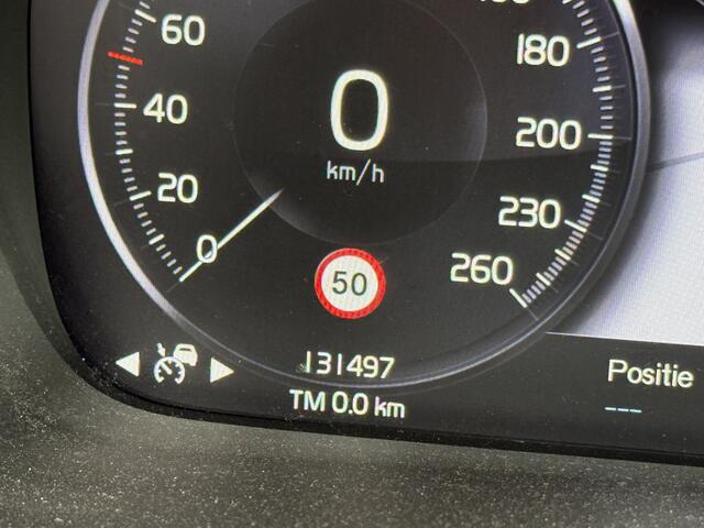 Volvo XC40 1.5 T4 Recharge 155kW/211pk DCT7 Inscription Exp. PANORAMADAK + ADAPT.CRUISE + PILOT ASSIST + EL.TREKHAAK + CAMERA + NAVI SENSUS + KEYLESS ENTRY&GO + HIGH PERF. LED + PARKSENSOREN + 18" LM-VELGEN!!