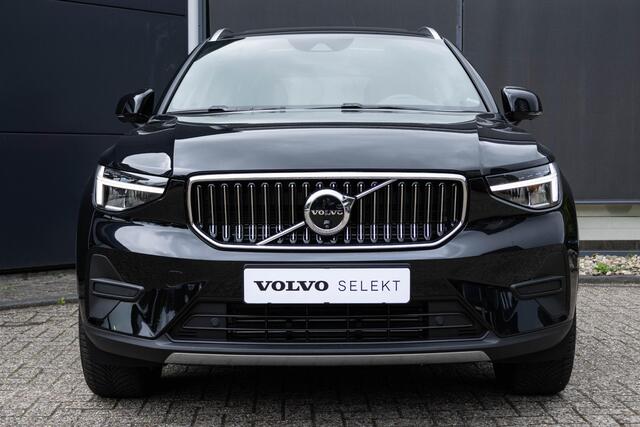 Volvo XC40 T4 Automaat Recharge Inscription | Panoramadak| Interieur voorverwarming| Adaptieve Cruise Control| Electrisch bedienbare voorstoelen|Rondomzicht Camera|Park Assist voor en Achter | Semi Electrische Trekhaak..
