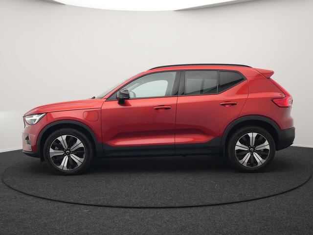 Volvo XC40 T5 Plus Dark Plug In Hybrid 262pk Dealer O.H PHEV | Adaptive Cruise | Camera | Harman Kardon | Apple Carplay | Lederen Sportstoelen Memory & Verwarmd | Pilot Assist | Blis | Navigatie | Virtual | DAB |