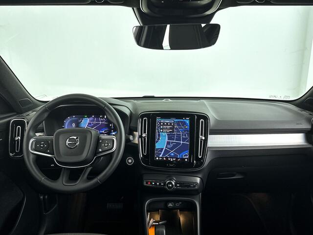 Volvo XC40 B4 Aut. Plus Dark | Harman Kardon | Parkeercamera | Trekhaak