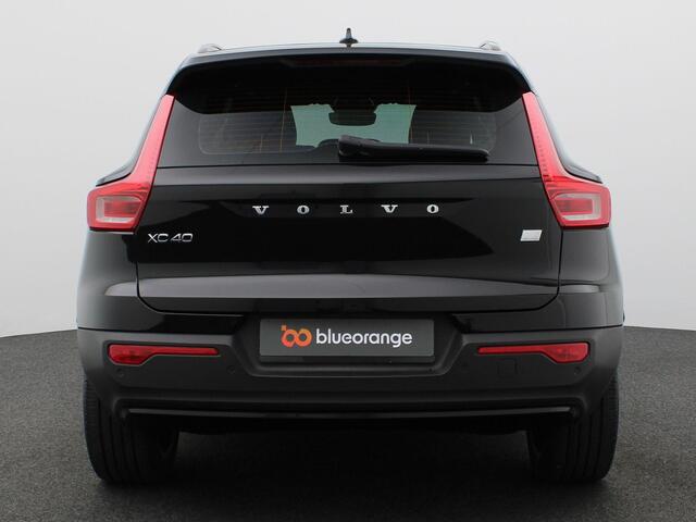 Volvo XC40 Recharge P8 AWD R-Design Elek. achterklep, Achteruitrijcamera, PDC v+a, Cruise Control, Stoelverwarming, DAB, Dodehoek Detectie, Keyless, Apple Carplay, 19" Lmv, LED