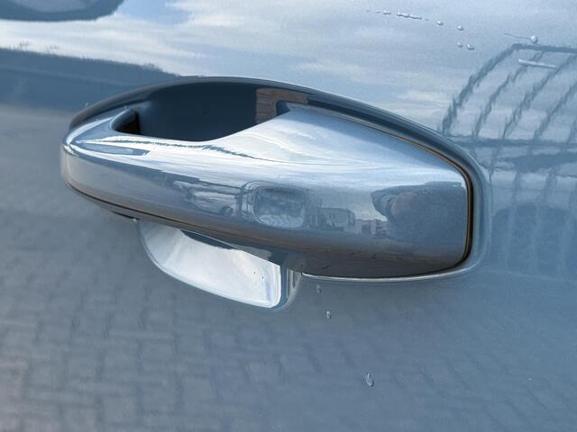 Volvo XC40 2.0 B4 AWD Ultimate Dark | Nieuw Binnen | Facelift | Leder | Memory | Panorama-schuifdak | 360° Camera | Harman/Kardon | Keyless Entry | Stuur + Stoel verwarming |