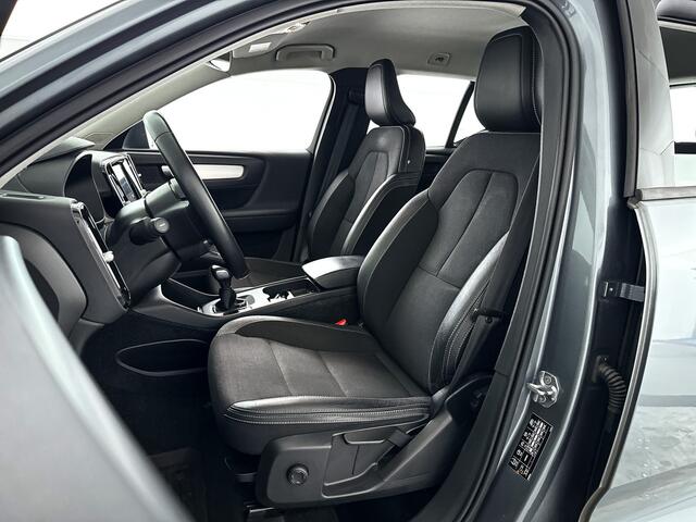 Volvo XC40 T3 Momentum | Parkeercamera