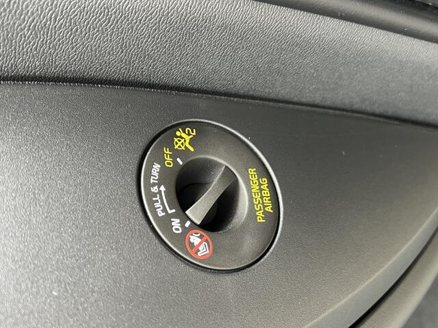 Volvo XC40 1.5 T4 Recharge Hybride Trekhaak!