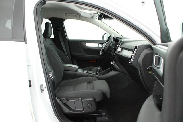 Volvo XC40 1.5 129pk Automaat T2 Core Camera Keyless Stoelverwarming Navigatie