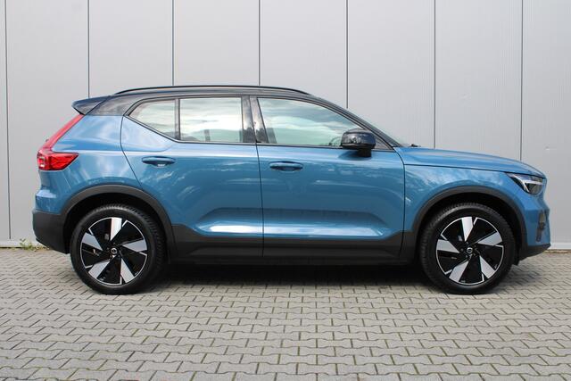 Volvo XC40 Single Motor Extended Range Plus 82 kWh | Trekhaak | All Season banden | Stoelverwarming