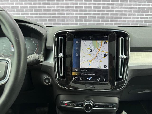Volvo XC40 1.5 T2 Business Pro | Adaptieve Cruise Control | Panoramadak | Lederen Bekleding | Climate Pack | Parkeer Pakket |