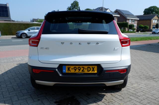 Volvo XC40 Recharge P8 AWD R-Des /Full Options/408PK/ INCL. BOVAG