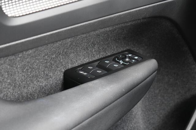 Volvo XC40 Recharge 232PK Core | Stoel/stuurverwarming | Keyless Entry |