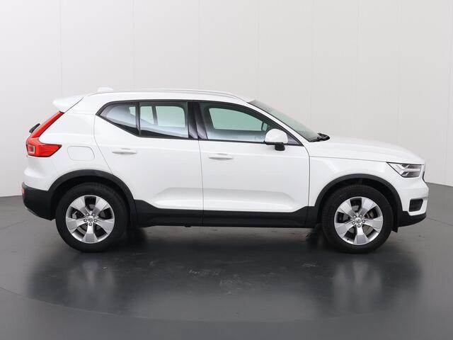 Volvo XC40 1.5 T3 Momentum | Navigatie | Digitaal Dashboard | Camera | Climate Control | Apple CarPlay/Android Auto | Rijhulp Systeem | LED | Keyless-Start | Lichtmetalen velgen |