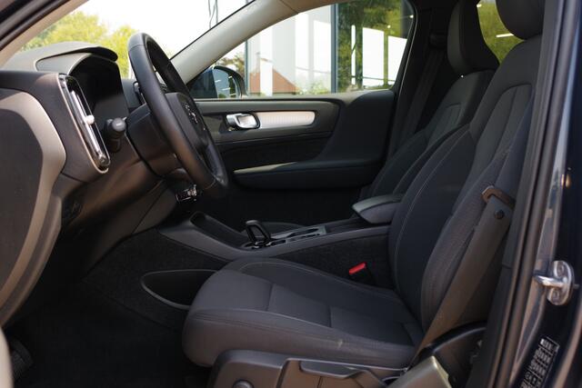 Volvo XC40 1.5 T4 211 PK Recharge Inscription Expression, Trekhaak, Camera, LED, Cruise Control