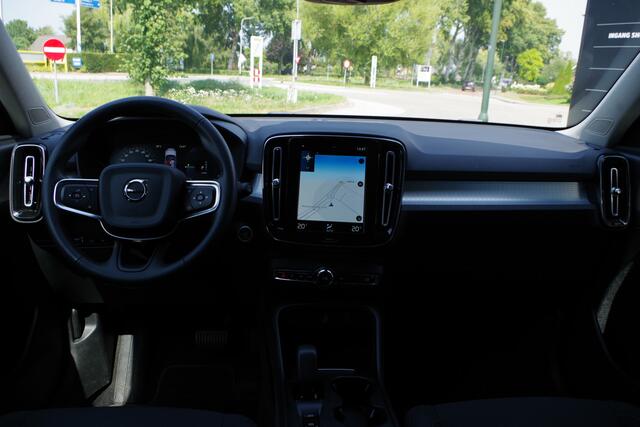 Volvo XC40 1.5 T4 211 PK Recharge Inscription Expression, Trekhaak, Camera, LED, Cruise Control