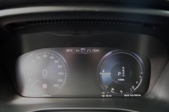 Volvo XC40 1.5 T4 211 PK Plug-in hybrid Core Bright, Camera, LED, Cruise Control