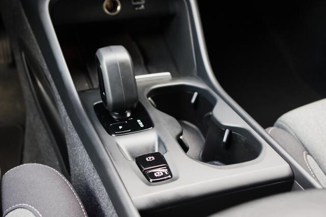 Volvo XC40 1.5 T4 211 PK Plug-in hybrid Core Bright, Camera, LED, Cruise Control