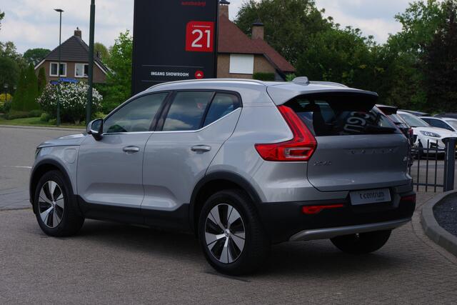 Volvo XC40 1.5 T4 211 PK Plug-in hybrid Core Bright, Camera, LED, Cruise Control