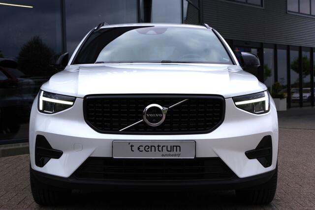 Volvo XC40 1.5 T4 Plug-In Hybrid Ultimate Dark 211 PK, 360 Camera, Leder-Alcantara, H/K Sound