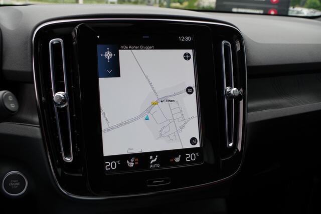 Volvo XC40 1.5 T4 Plug-In Hybrid Ultimate Dark 211 PK, 360 Camera, Leder-Alcantara, H/K Sound