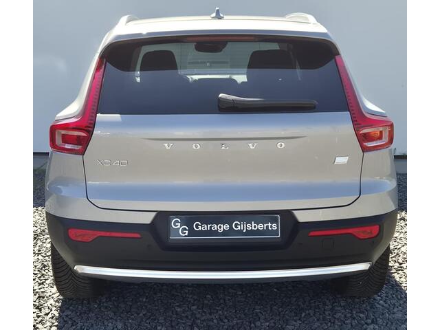 Volvo XC40 1.5 T4 PheV Plus Bright 360 Camera - Ligthing Pack - Telefoon lader - Winter Pack - Harman Kardon Sound