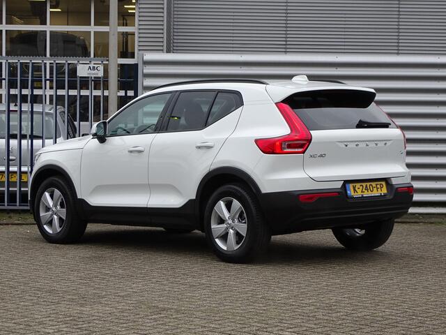 Volvo XC40 T4 Momentum 190PK | Automaat | Navigatie