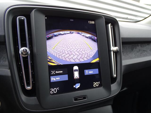 Volvo XC40 T4 Momentum 190PK | Automaat | Navigatie