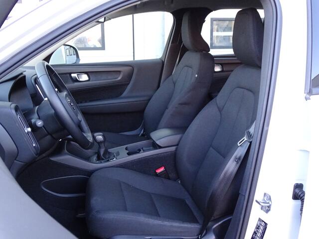 Volvo XC40 T3 Momentum | Navi | PDC