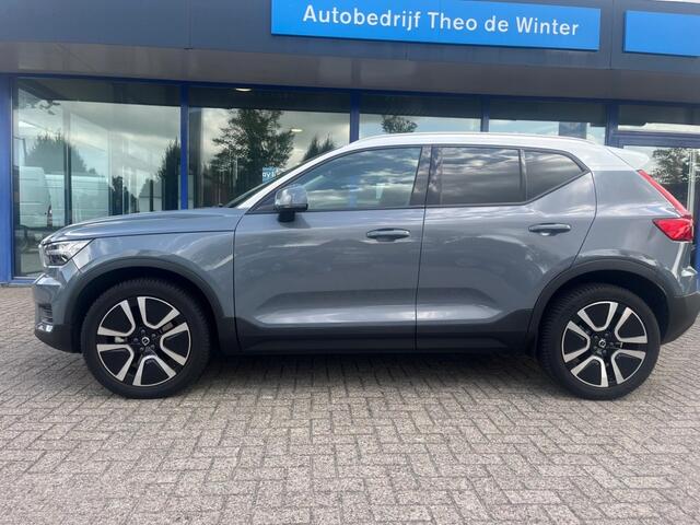 Volvo XC40 2.0 T4 R-Design