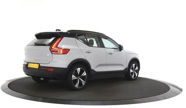 Volvo XC40 Recharge P8 AWD R-Design Camera / Stoel/stuur verwarming / Navigatie