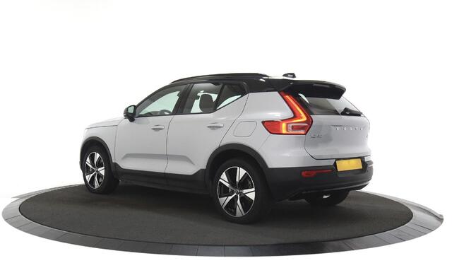 Volvo XC40 Recharge P8 AWD R-Design Camera / Stoel/stuur verwarming / Navigatie
