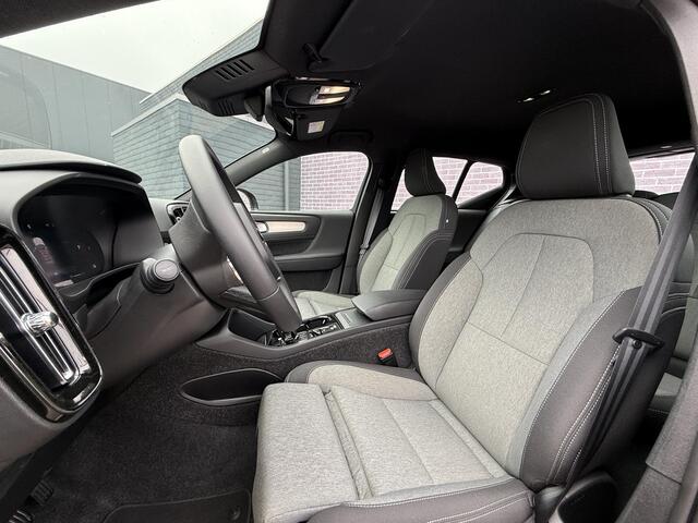 Volvo XC40 2.0 B4 Plus Dark | Nieuw Binnen | Trekhaak | Camera | Harman/Kardon | Keyless Entry/start | elektrisch verstelbare voorstoelen |