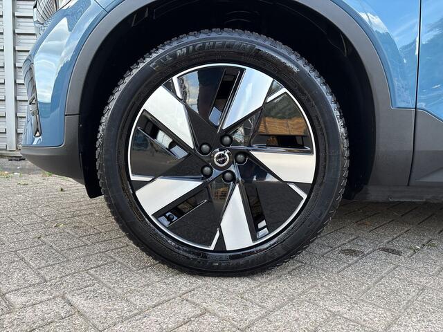 Volvo XC40 Single Motor Extended Range Plus 82 kWh / Trekhaak / Achteruitrijcamera / Dodehoekdetectie / Stoelverwarming /