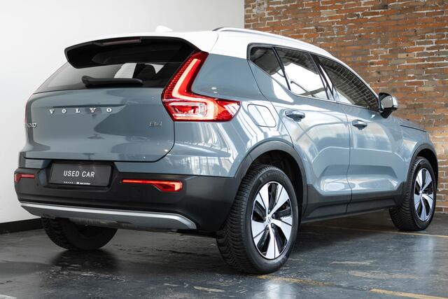 Volvo XC40 B4 Automaat Business Pro | Dealeronderhouden | Adaptive cruise control | BLIS | Parkeersensoren voor + achter | Parkeercamera | Volvo on Call | Navigatie | 18'' Lichtmetalen velgen