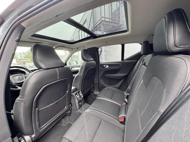 Volvo XC40 1.5 T5 Twin Engine Momentum Pro Panorama-dak | Trekhaak