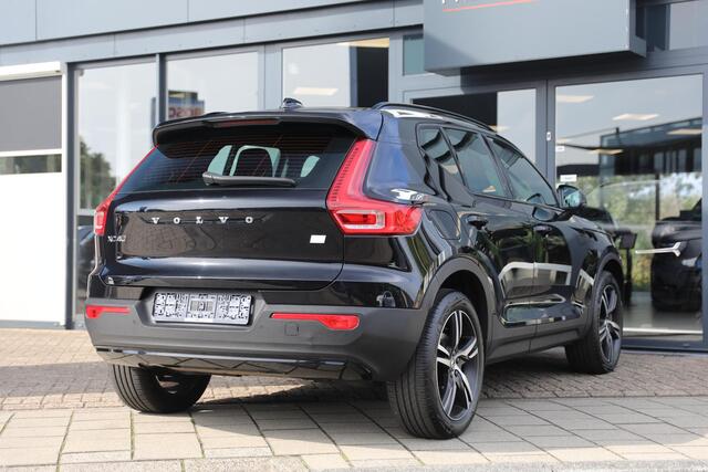 Volvo XC40 1.5 T5 Recharge R-Design | Apple Carplay | Verwarmd Stuurwiel