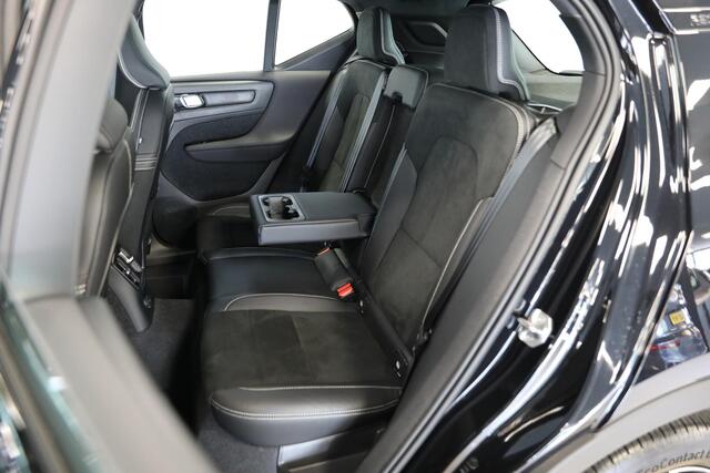 Volvo XC40 1.5 T5 Recharge R-Design | Apple Carplay | Verwarmd Stuurwiel