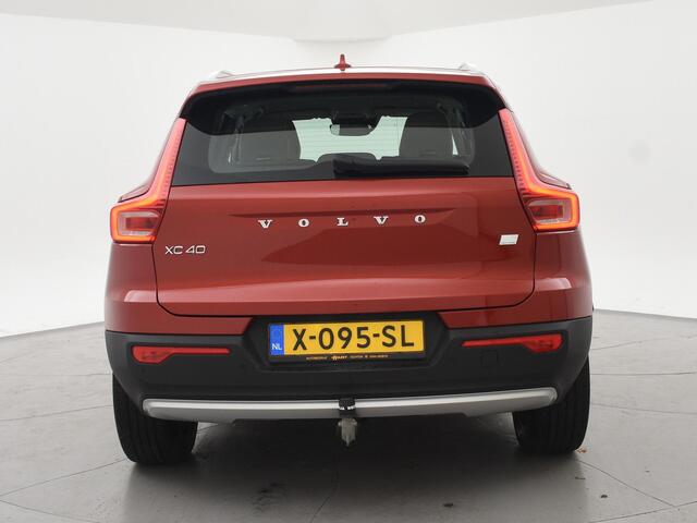 Volvo XC40 1.5 T4 RECHARGE 211 PK AUT. INSCRIPTION + TREKHAAK | LEDER | HARMAN/KARDON | STOELVERW. V+A | ADAPTIVE CRUISE