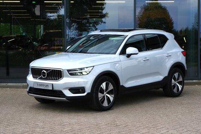 Volvo XC40 1.5 T4 Recharge Inscription Expression 211 PK PHEV, Panoramadak, Trekhaak, Camera, Carplay, Climate Control