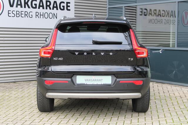 Volvo XC40 1.5 T3 Momentum Pro LED,NAVI/CAMERA
