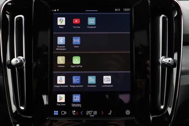 Volvo XC40 Single Motor Extended Range Plus 82 kWh - IntelliSafe Assist & Surround - Parkeercamera - Verwarmde voorstoelen & stuur - Parkeersensoren voor & achter - Draadloze tel. lader - Extra getint glas - 19' LMV met all season banden