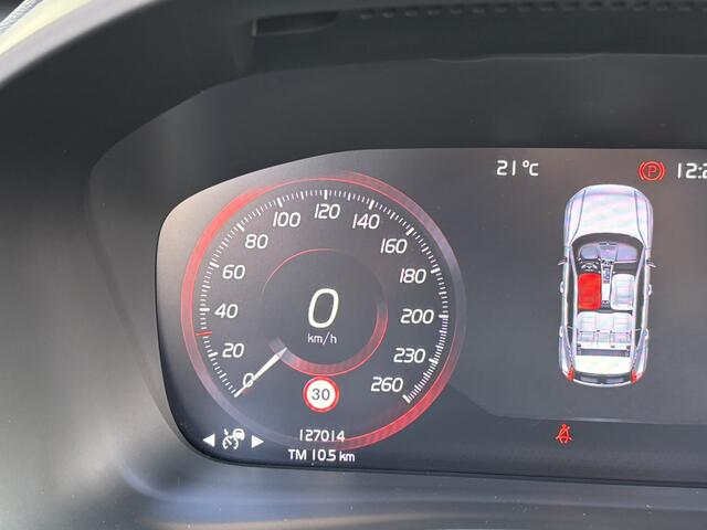 Volvo XC40 T5 261pk Recharge Inscription Pano Leder 360 Pilot Assist Keyless