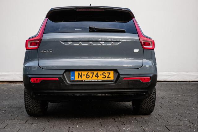 Volvo XC40 Recharge Core Stoel-stuurverwarming/ Camera/ Navigatie/ Contourstoelen/ Carplay/ Dab/ Elektr. achterklep