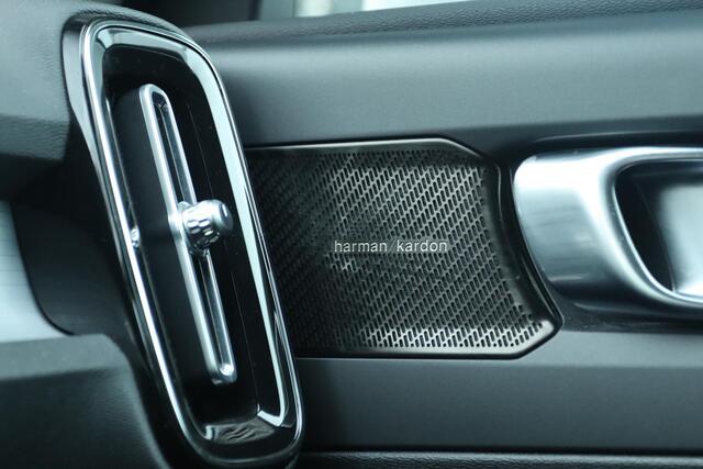 Volvo XC40 1.5 T2 AUT. BUSINESS PRO | CARPLAY | LED | ACC | HARMAN/KARDON | TREKHAAK | CAMERA