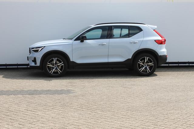 Volvo XC40 B4 211PK Automaat Plus Dark Google Infotainment / Verwarmbare voorruit / Semi elektrisch wegklapbare trekhaak / Elektrisch verstelbare voorstoelen met geheugen op de bestuurdersstoel