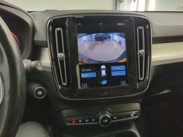 Volvo XC40 1.5 T4 Recharge R-Design Expression Auto. Navigatie Apple Carplay/ Android Auto Camera Parkeersensoren achter Adaptive Cruise Control Full Led Virtual Cockpit Climate Control Lichtmetalen velgen