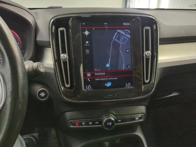 Volvo XC40 1.5 T4 Recharge R-Design Expression Auto. Navigatie Apple Carplay/ Android Auto Camera Parkeersensoren achter Adaptive Cruise Control Full Led Virtual Cockpit Climate Control Lichtmetalen velgen