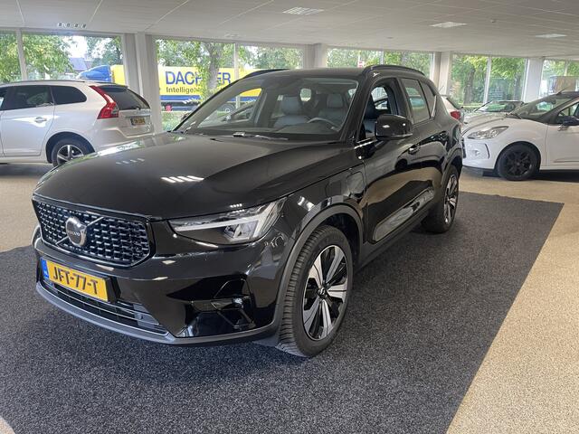 Volvo XC40 1.5 T5 Recharge plus Dark 261 pk apple/android van eerste eigenaar