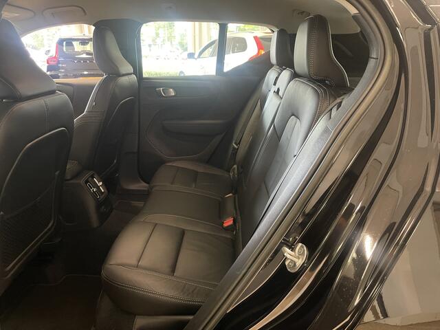Volvo XC40 1.5 T5 Recharge plus Dark 261 pk apple/android van eerste eigenaar
